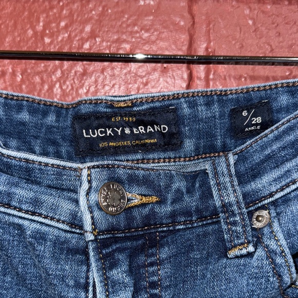 Lucky Brand Dark Blue Skinny Jeans - Picture 2 of 4